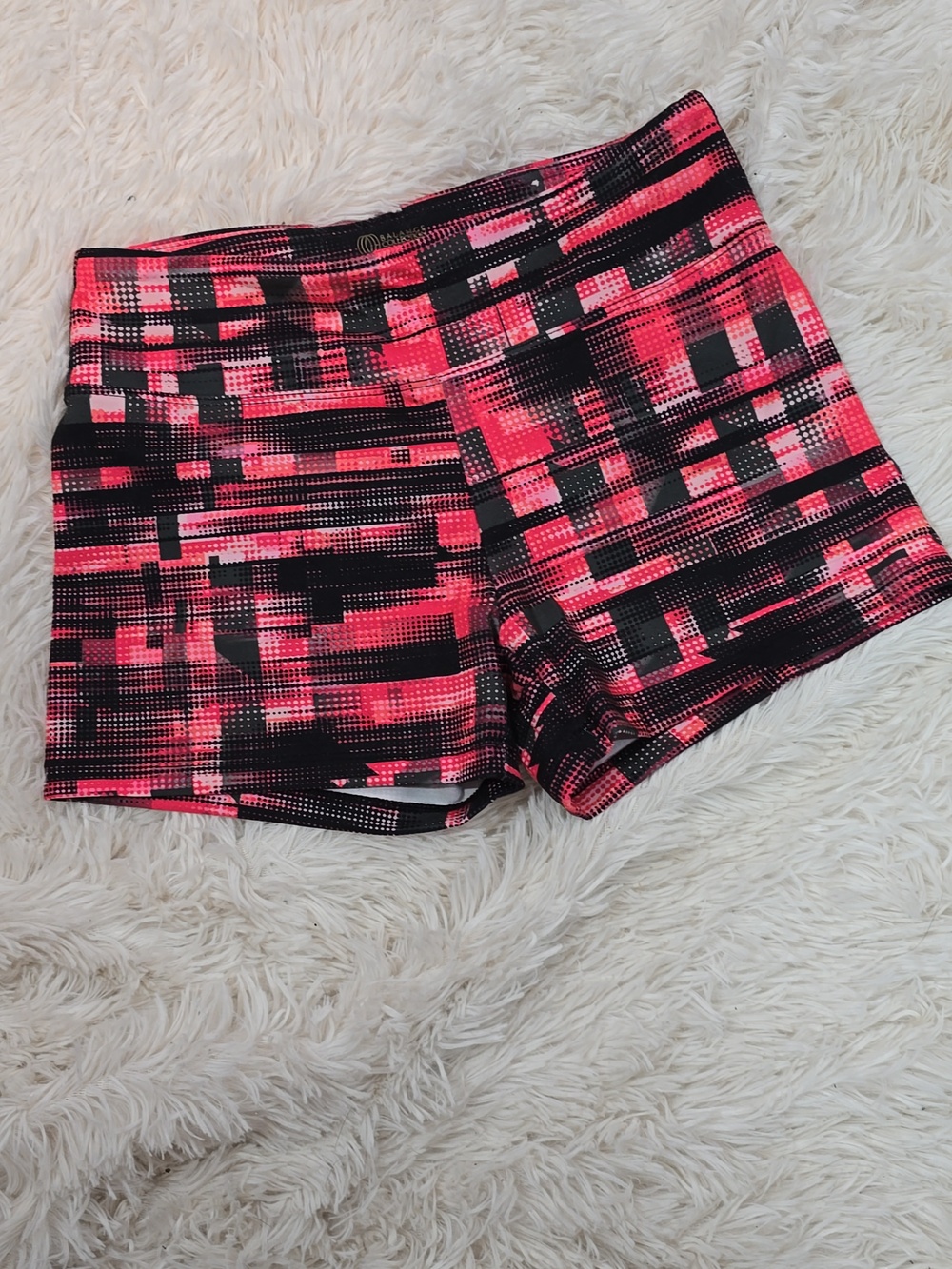 Balance Collection Pink & Black Patterned Athletic Shorts Size M